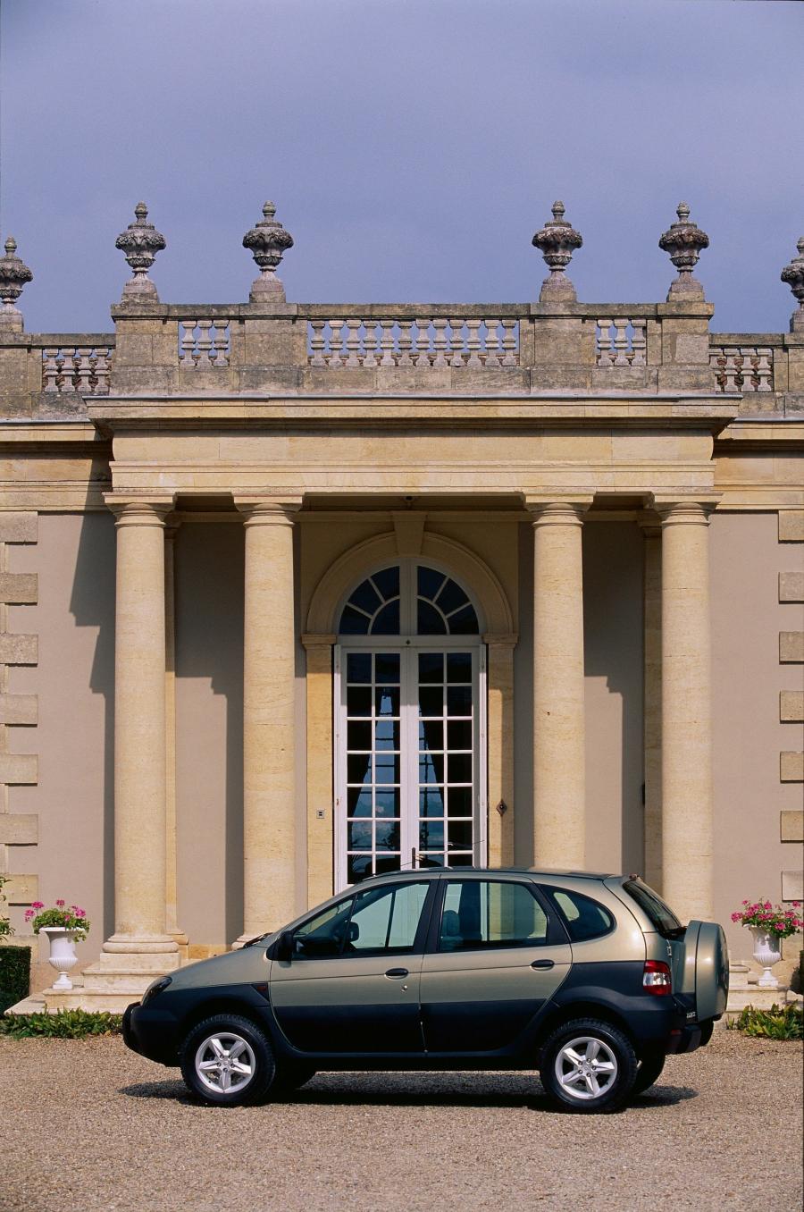  Renault Scenic RX4 2000 года  (фото 58 из 66)